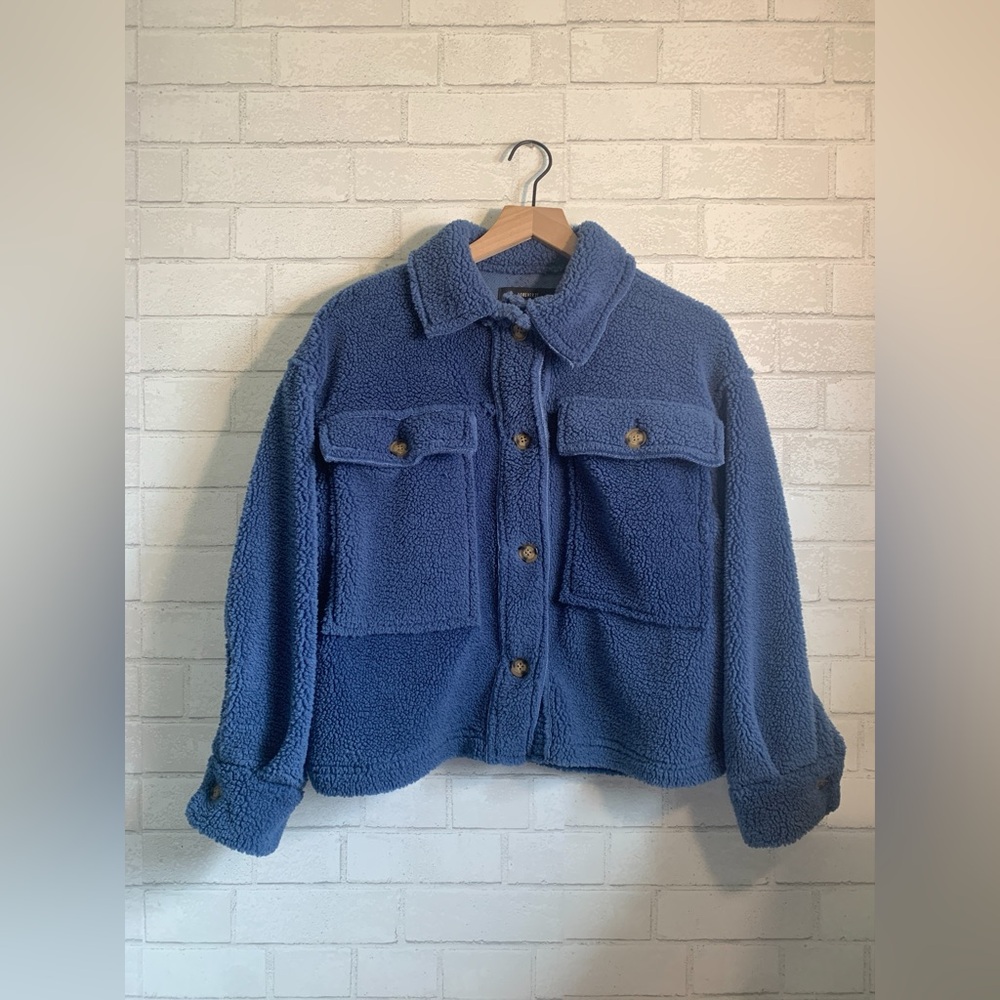 Forever 21 Dark Blue Soft Cropped Button Down Teddy Bear Jacket S/M